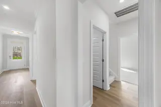 4052 Smoked Maple Drive 48, Leland, NC 28451 – photo 22: 21_hallway