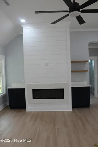 316 Bobbys Drive, Newport, NC 28570 – photo 16: fireplace wall
