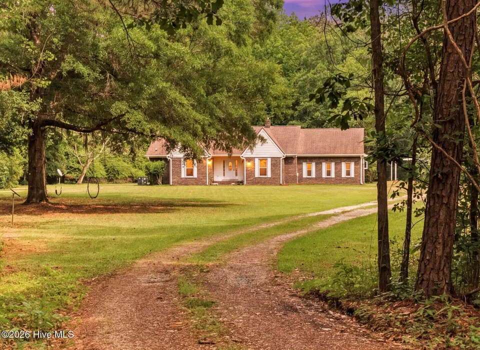 16141 Nc Highway 210, Rocky Point, NC 28457 – photo 1 of 57: 001_vstage-upscale-246232006-1778686284