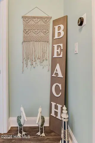 227 NE 38th Street, Oak Island, NC 28465 – photo 17: IvYluIZA