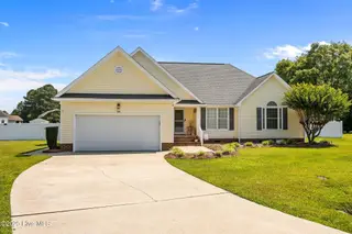 700 Doreen Court, Greenville, NC 27858 – photo 20: 20-web-or-mls-BLS_0015 (1)