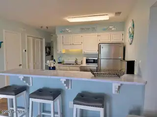 9100 Reed Drive U2101, Emerald Isle, NC 28594 – photo 8: TT Kitchen