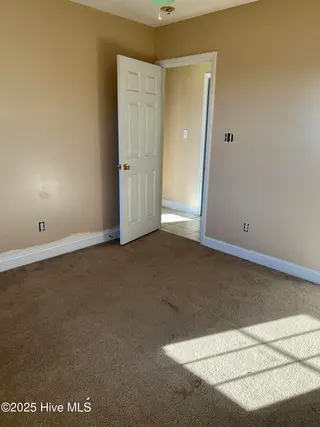 135 Annie Road, Richlands, NC 28574 – photo 17: 135 Annie Bedroom 2