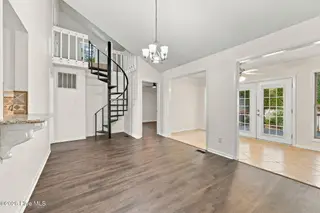 814 River Hill Drive, Greenville, NC 27858 – photo 18: 30-web-or-mls-IMG_3507