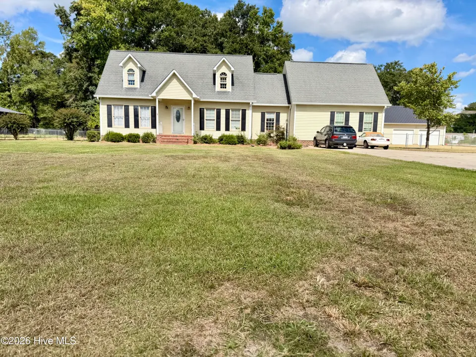 490 Joe Nunn Road, Kinston, NC 28504 — 3-bedroom home, Kinston, NC, photo 1 of 42: IMG_1548