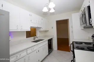 57 Village Green Circle, Southern Pines, NC 28387 – photo 16: 57 Village Green Circle-23