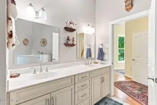 358 Shore Point Drive, Wilmington, NC 28411 — 5-bedroom home in Bayshore Estates, Wilmington, NC, photo 24 of 49