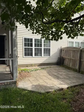 2309 Berwick Court B, Greenville, NC 27834 – photo 17: IMG_0073