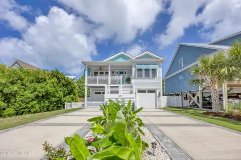 1605 Spot Ln, Carolina Beach
