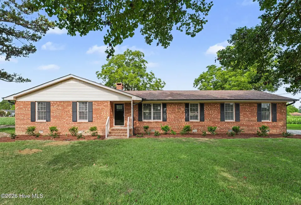 1900 Wc Braswell Road, Princeton, NC 27569 – photo 1 of 26: 002_file_3270