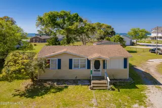 1072 Island Road, Harkers Island, NC 28531 – photo 2: 3-web-or-mls-chadwick-visuals-1072-islan