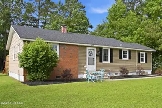 402 Clyde Drive, Jacksonville, NC 28540 – photo 2