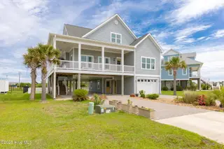 139 Sound Point Drive, Harkers Island, NC 28531 – photo 1: Main