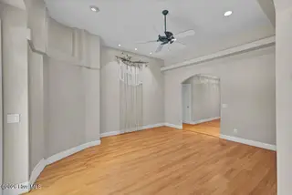 111 Wyndham Way, Wilmington, NC 28411 — 3-bedroom home in Wyndham Ridge, Wilmington, NC, photo 12 of 72: Virtual living room