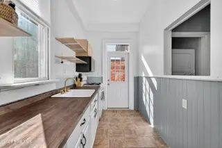 419 S Front Street, Wilmington, NC 28401 — 4-bedroom home in Historic District, Wilmington, NC, photo 17 of 67: 419SFrontStreet-25
