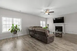 204 W Broughton Lane, Rocky Point, NC 28457 – photo 14: BroughtonW204-5LRShaneL33A4706-CR2