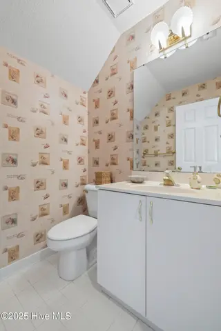 601 Sloop Pointe Lane, Kure Beach, NC 28449 – photo 16: Photo Sep 24 2025, 10 12 37