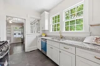 205 E 11th Street, Washington, NC 27889 – photo 13: 35-web-or-mls-IMG_9087