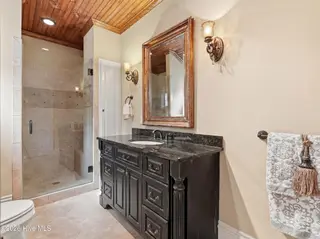 710 Lake Shore Drive, Goldsboro, NC 27534 – photo 18: Guest Bath