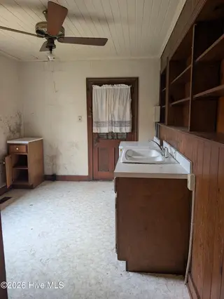 1006 Faison Street E, Wilson, NC 27893 – photo 4: 1006 Faison St (3)