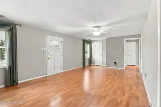 910 Old Grantham Road, Goldsboro, NC 27530 – photo 17: Living Room