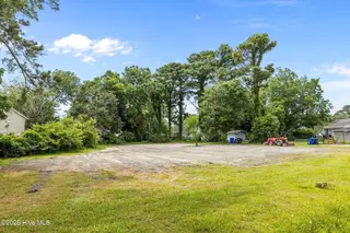 201-203 Sherwood Boulevard, Beaufort, NC 28516 – photo 5: 201 & 203 Sherwood Blvd