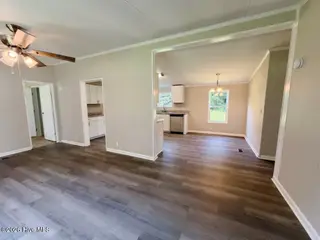 241 Hickory Lane, Aurora, NC 27806 – photo 12: 28 LIVING ROOM