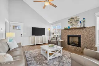 292 E Second Street, Ocean Isle Beach, NC 28469 – photo 9: 292 E Second Street