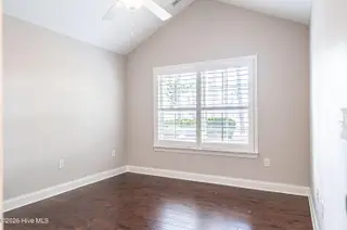 117 W Chelsea Court, Southern Pines, NC 28387 – photo 23: Main Floor Guest Room