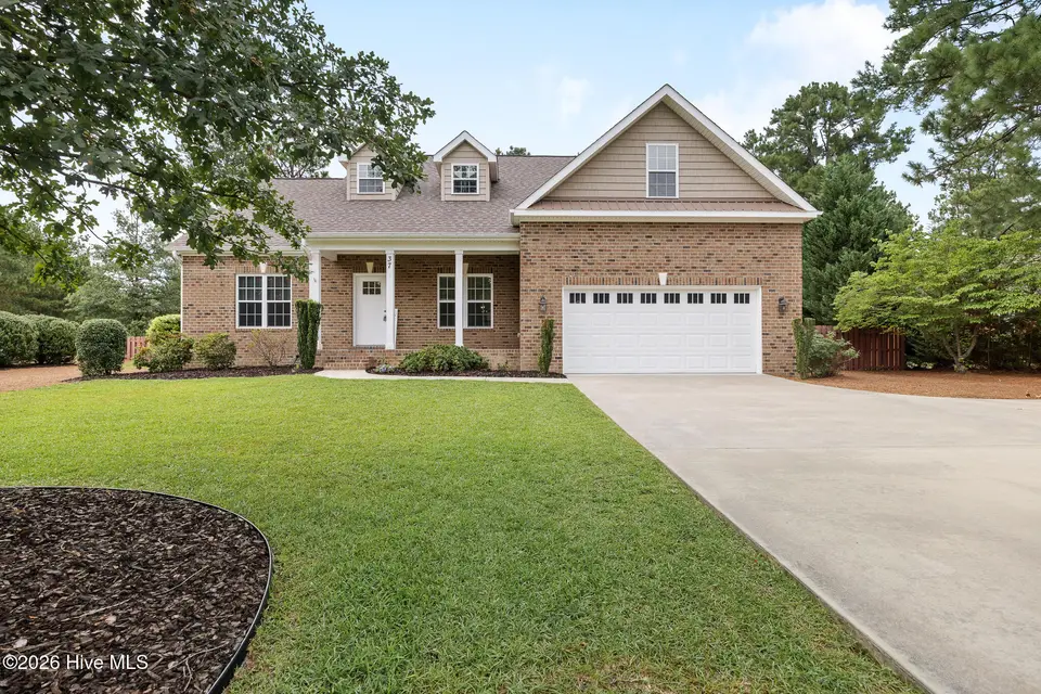 37 Beryl Circle, Pinehurst, NC 28374 – photo 1 of 37: 37 Beryl-26