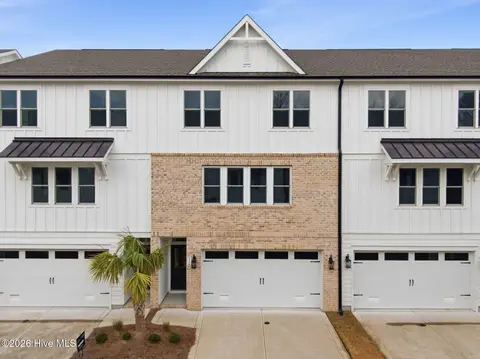 824 Anchors Bend Way, Wilmington