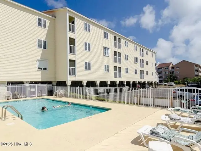 1004 S Carolina Beach Avenue C3, Carolina Beach, NC 28428