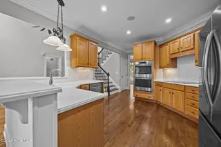 809 Chesapeake Place, Greenville, NC 27858 – photo 11: 18-web-or-mls-IMG_0005