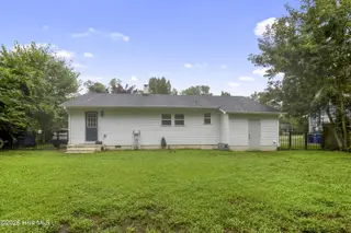 305 White Oak Street, Jacksonville, NC 28540 – photo 8