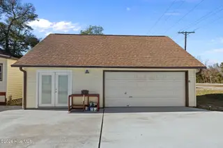 131 Purdie Drive, Emerald Isle, NC 28594 – photo 13: 131 Purdie Drive