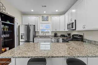 672 Ocean Boulevard W, Holden Beach, NC 28462 – photo 18: 10-web-or-mls-BTS06227