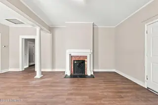 411 Latham Street, Greenville, NC 27834 – photo 12: 7-web-or-mls-IMG_9867_edit