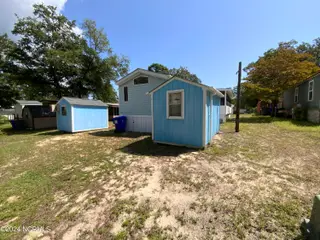231 NE 67th Street, Oak Island, NC 28465 – photo 18: IMG_5814