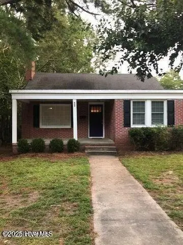 407 S Ash Street, Greenville, NC 27858 – photo 1 of 13: 407 ASH FRONT PIC