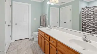 3916 Edgestone Court, Winterville, NC 28590 — 3-bedroom home in Vancroft, Winterville, NC, photo 18 of 38: 47-web-or-mls-3916 Edgewood Court-38