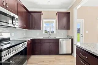 2699 Whitaker Glen Drive, Farmville, NC 27828 – photo 23: 38-web-or-mls-IMG_9504_edit