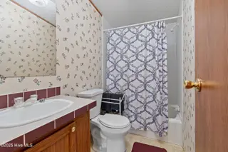 2426 Red Snapper Street SW, Supply, NC 28462 — 3-bedroom manufactured home, Supply, NC, photo 18 of 25: 2426RedSnapperStSW - 17