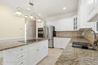 86 Pinewild Drive, Pinehurst, NC 28374 – photo 12: 31-web-or-mls-IMG_9039 - edited