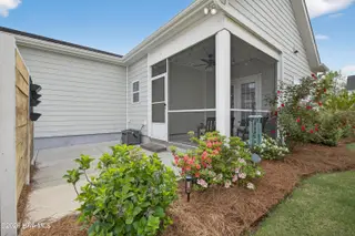 363 Hanover Lakes Drive, Wilmington, NC 28401 – photo 6: 363HanoverLakesDrive-7