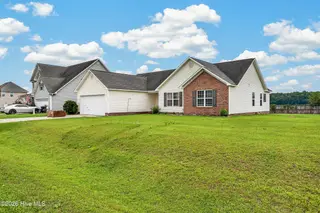 108 Farmington Drive, Richlands, NC 28574 – photo 6
