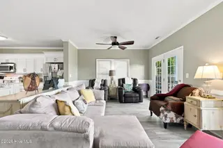 1800 Bay Street 206, Morehead City, NC 28557 – photo 20: 34-web-or-mls-1800-Bay-St-206 - 058_edit