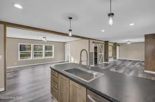 424 Turkey Creek Road, Rocky Point, NC 28457 — 4-bedroom manufactured home in Willows Bay, Rocky Point, NC, photo 15 of 47: 14_424 turkey creek rd-00014