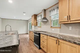 335 Ridgewood Drive NW, Calabash, NC 28467 — 3-bedroom manufactured home in Ocean Forest, Calabash, NC, photo 21 of 39