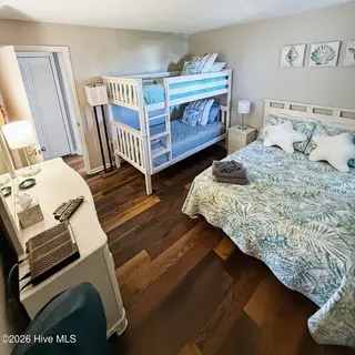 8801 Reed Drive W302, Emerald Isle, NC 28594 — 2-bedroom condo in Sound Of The Sea, Emerald Isle, NC, photo 6 of 17: 2nd Bedroom