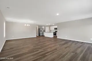 8 W Emily Gardens Drive, Selma, NC 27576 – photo 8: 8 W Emily Gardens Dr(08 of 32)